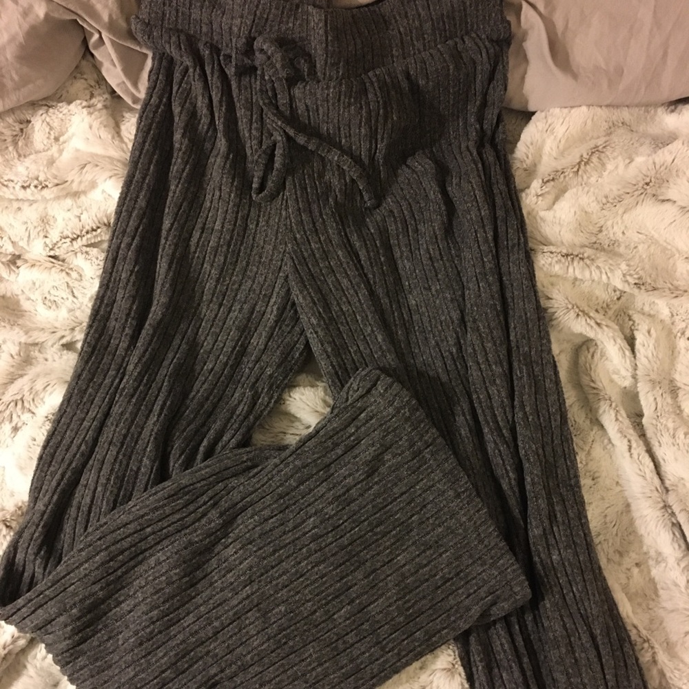 Stretchy Gray Yoga Pants.